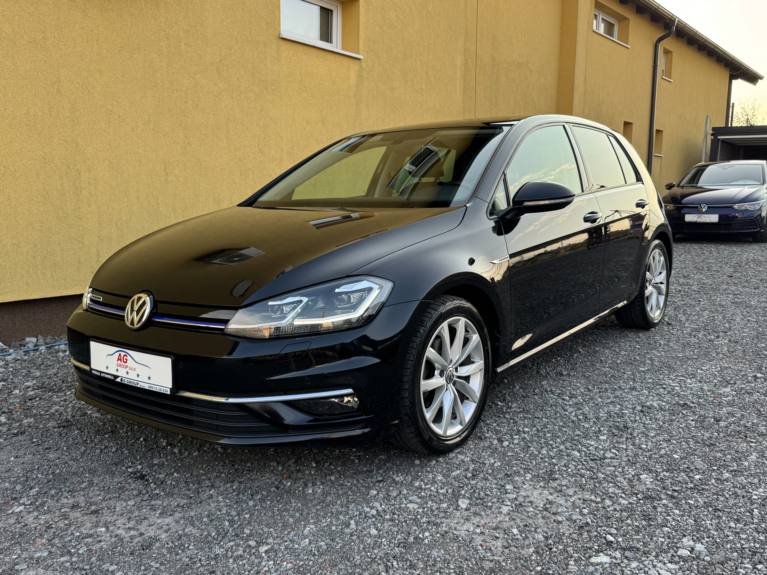 VW Golf 7 1,5 TSI Bluemotion,Highline,Panorama,LED,Navi,