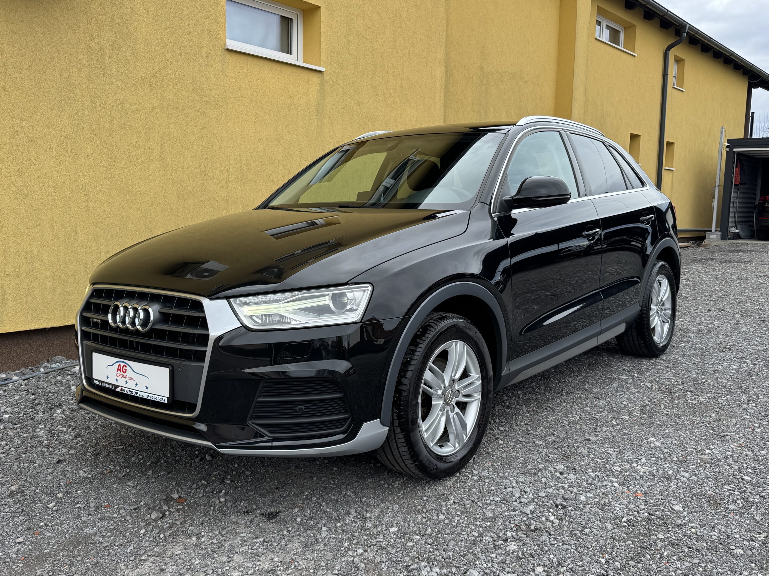 Audi Q3 2,0 TDI Quattro,Navi,PDC,Veliki servis