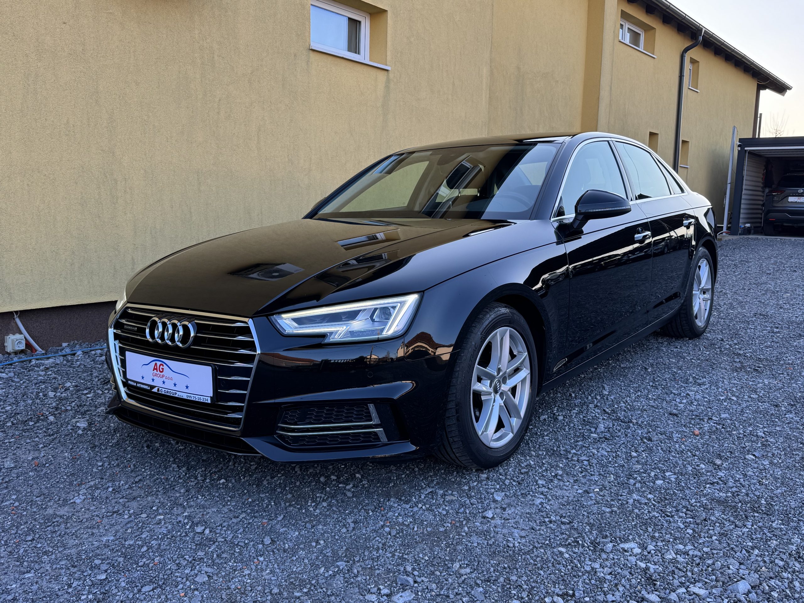 Audi A4 Limuzine  Design 40 TDI QUATTRO S Tronic 190 KS
