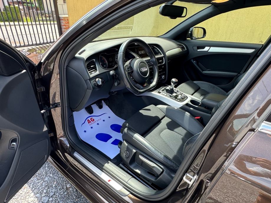 
								Audi A4 2,0 TDI Sport,3X S Line full									