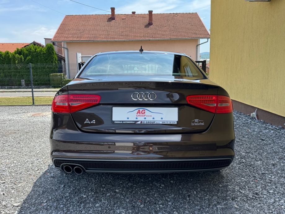 
								Audi A4 2,0 TDI Sport,3X S Line full									