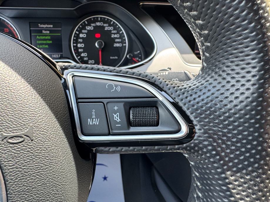 
								Audi A4 2,0 TDI Sport,3X S Line full									