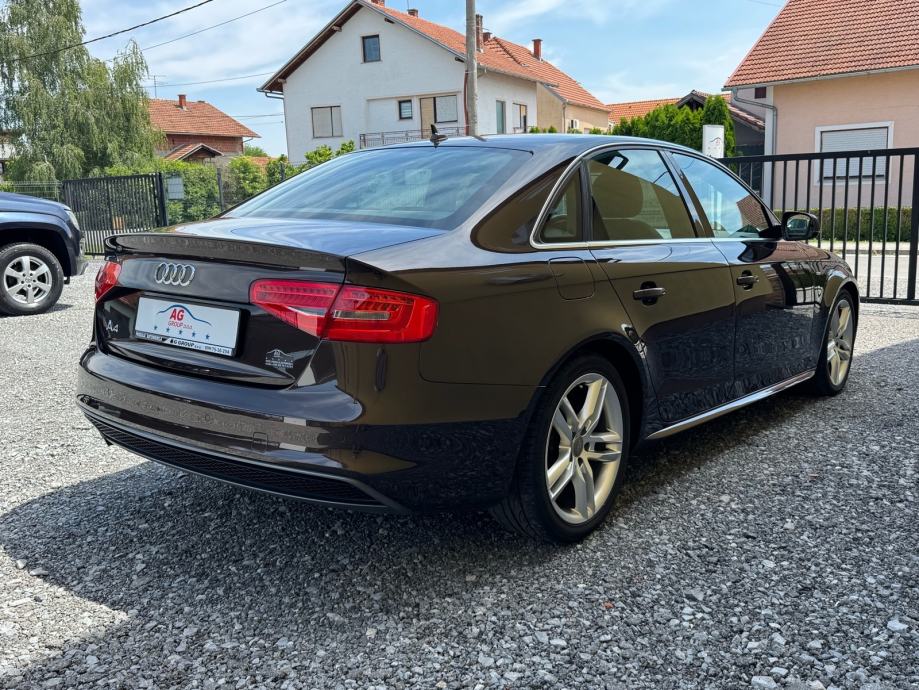 
								Audi A4 2,0 TDI Sport,3X S Line full									