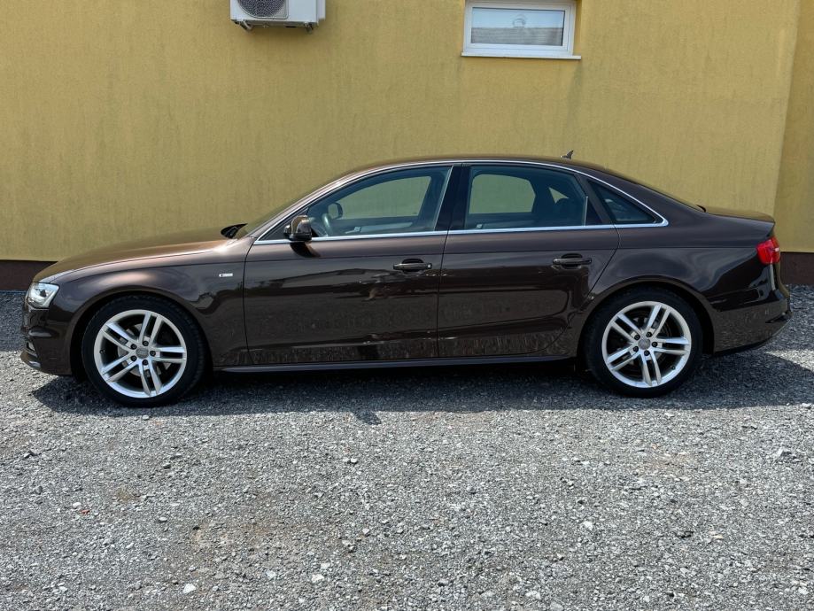 
								Audi A4 2,0 TDI Sport,3X S Line full									