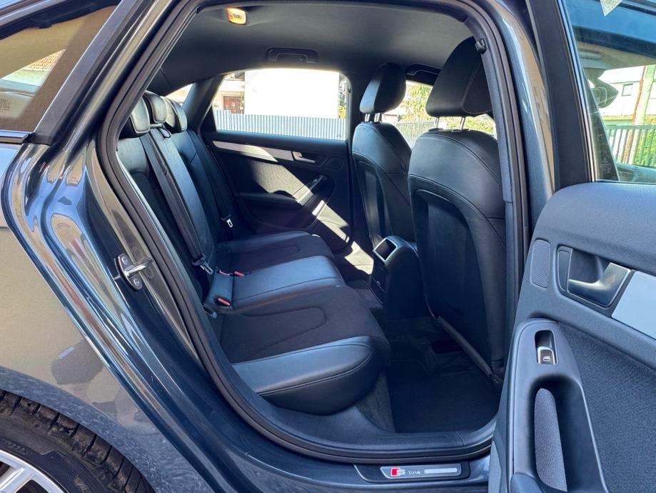 
								Audi A4 2,0 TDI Sport S line, Navi, Ksenon full									