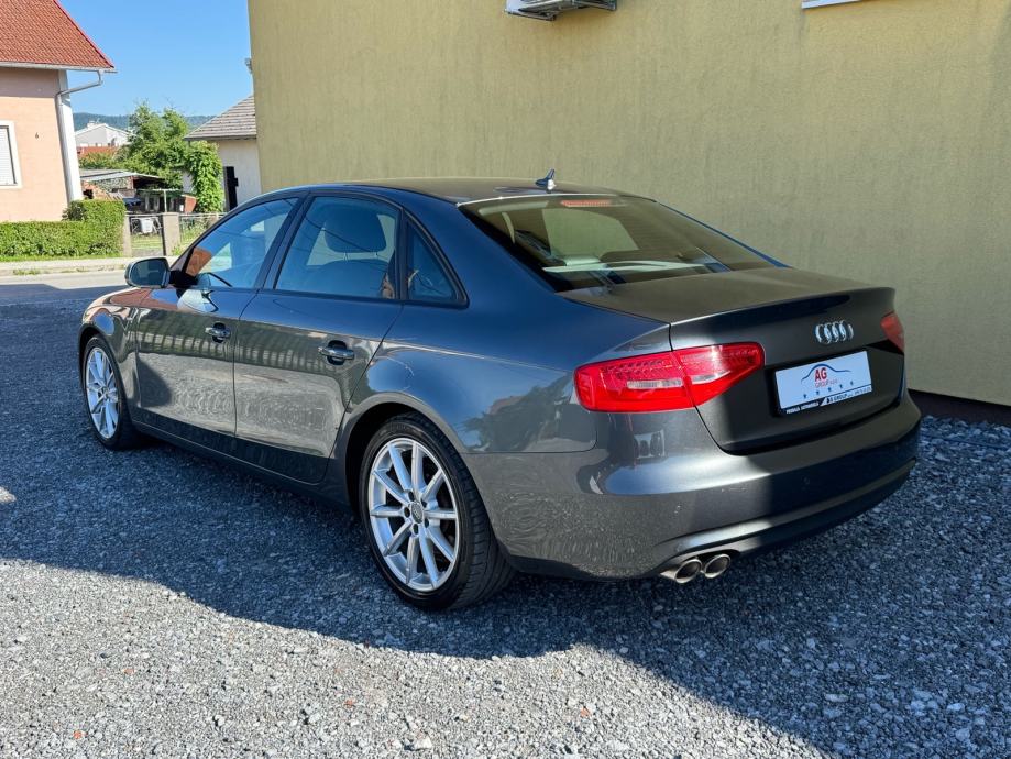 
								Audi A4 2,0 TDI Sport S line, Navi, Ksenon full									