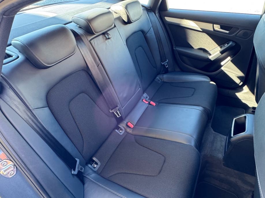 
								Audi A4 2,0 TDI Sport S line, Navi, Ksenon full									