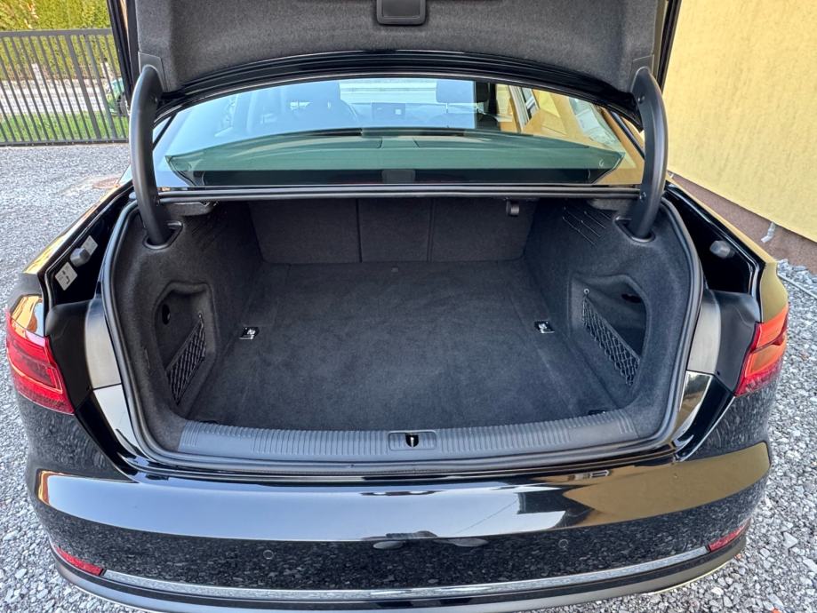 
								Audi A4 Design 40 TDI Quattro S Tronic 190 KS full									