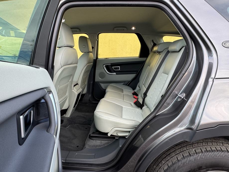 
								Land Rover Discovery Sport 2,0 TD4 SE AWD full									