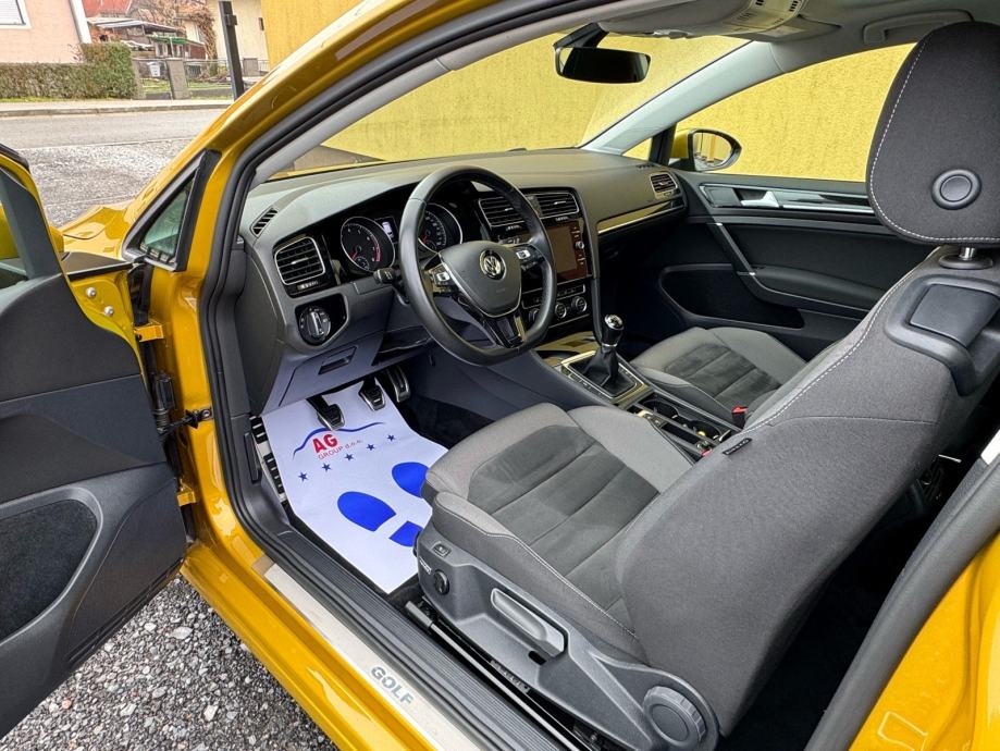 
								VW Golf 7 1,5 TSI Highline,Matrix,ACC,Panorama full									