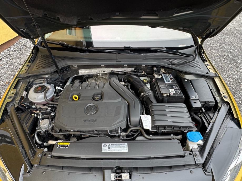 
								VW Golf 7 1,5 TSI Highline,Matrix,ACC,Panorama full									