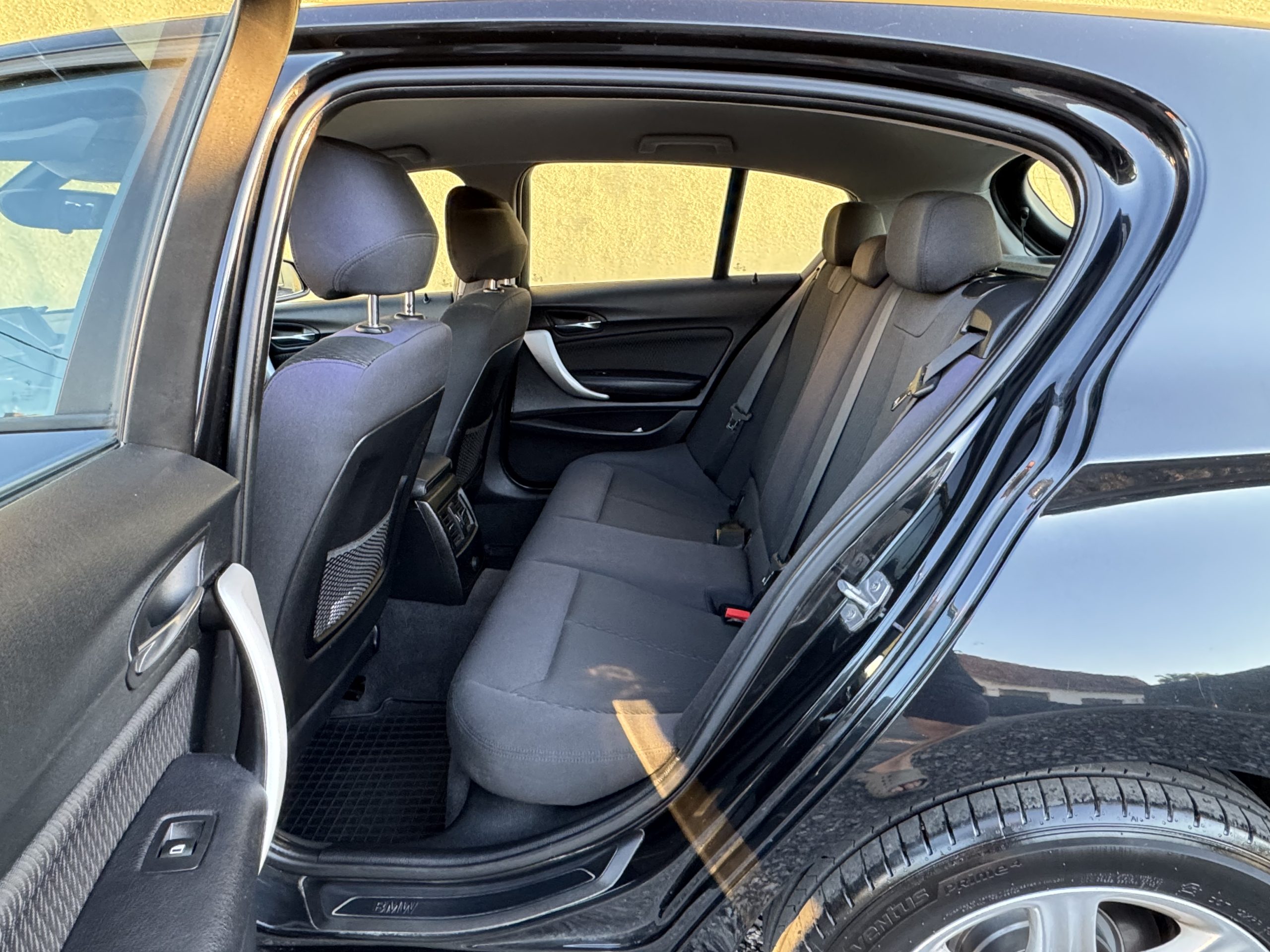 
								BMW serija 1 116d, Regan do 04/2027 full									