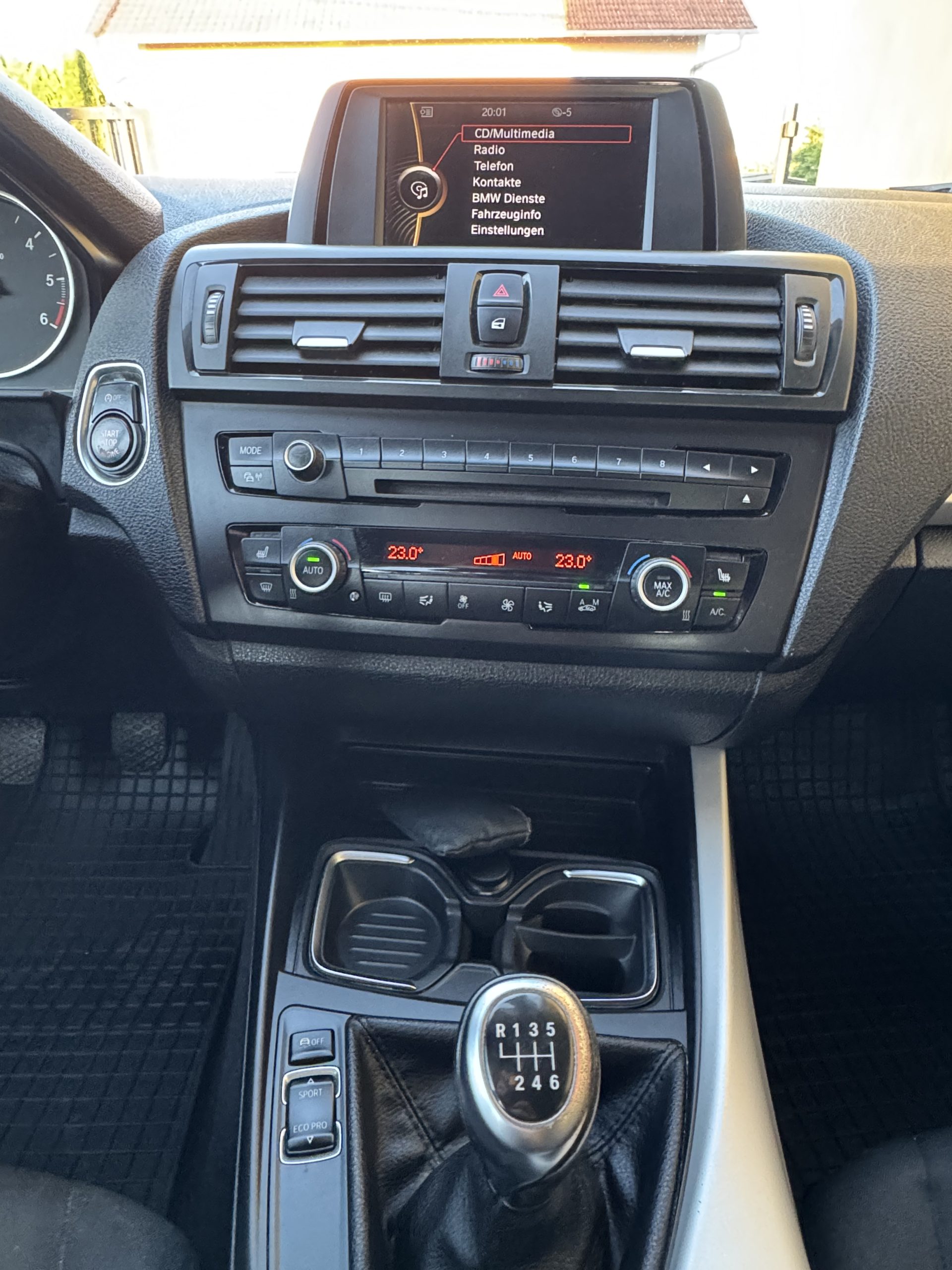 
								BMW serija 1 116d, Regan do 04/2027 full									