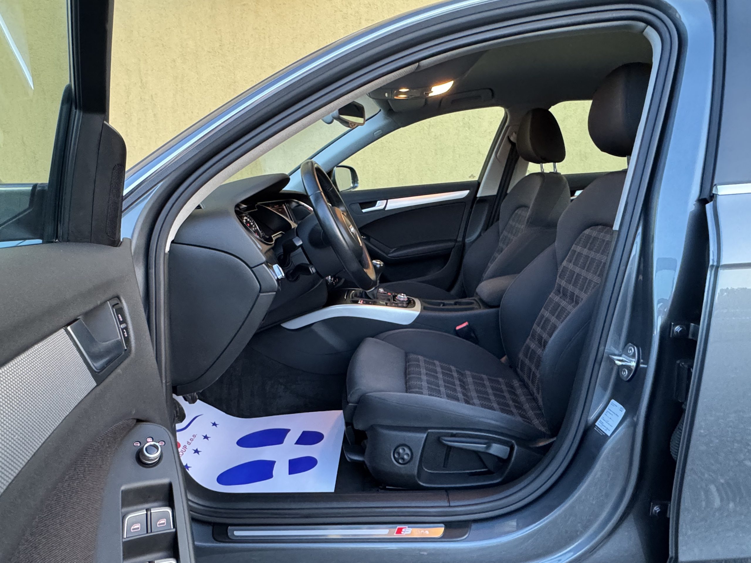 
								Audi A5 Sportback 2,0 TDI S-tronic, 3X S-line full									