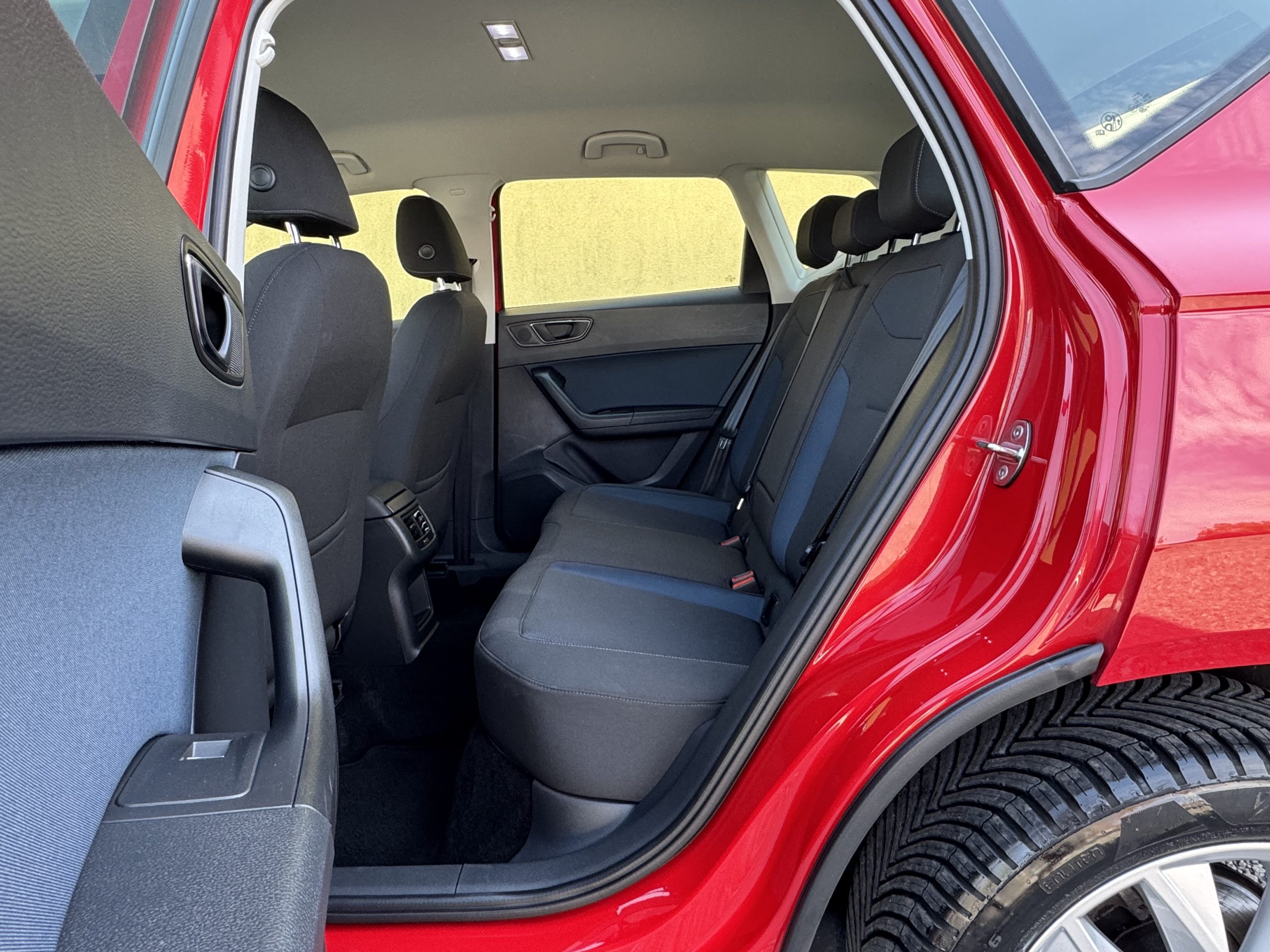 
								Seat Ateca 1,5 TSI 110 KW,ACC,PDC,Park Asistent full									
