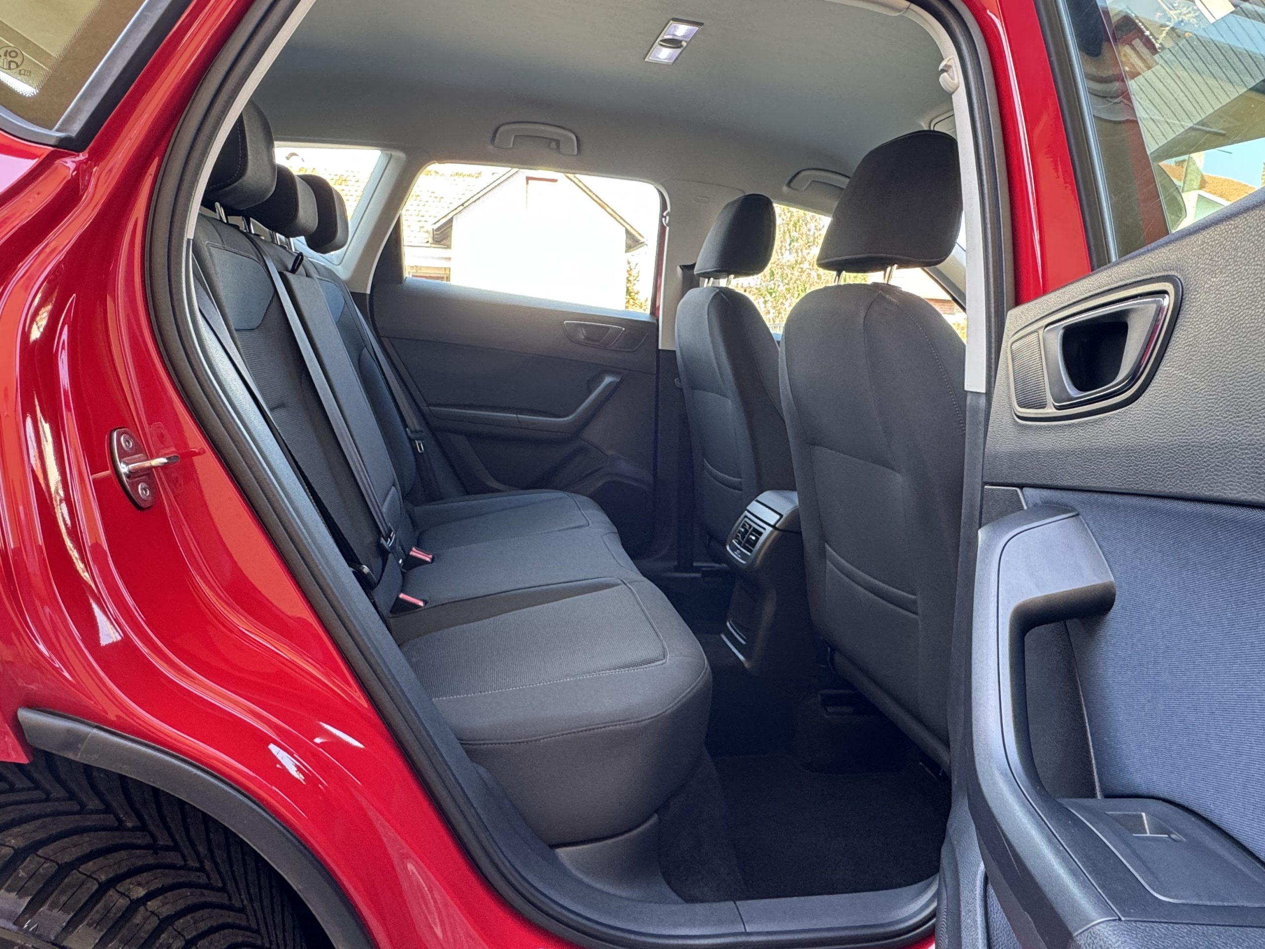 
								Seat Ateca 1,5 TSI 110 KW,ACC,PDC,Park Asistent full									