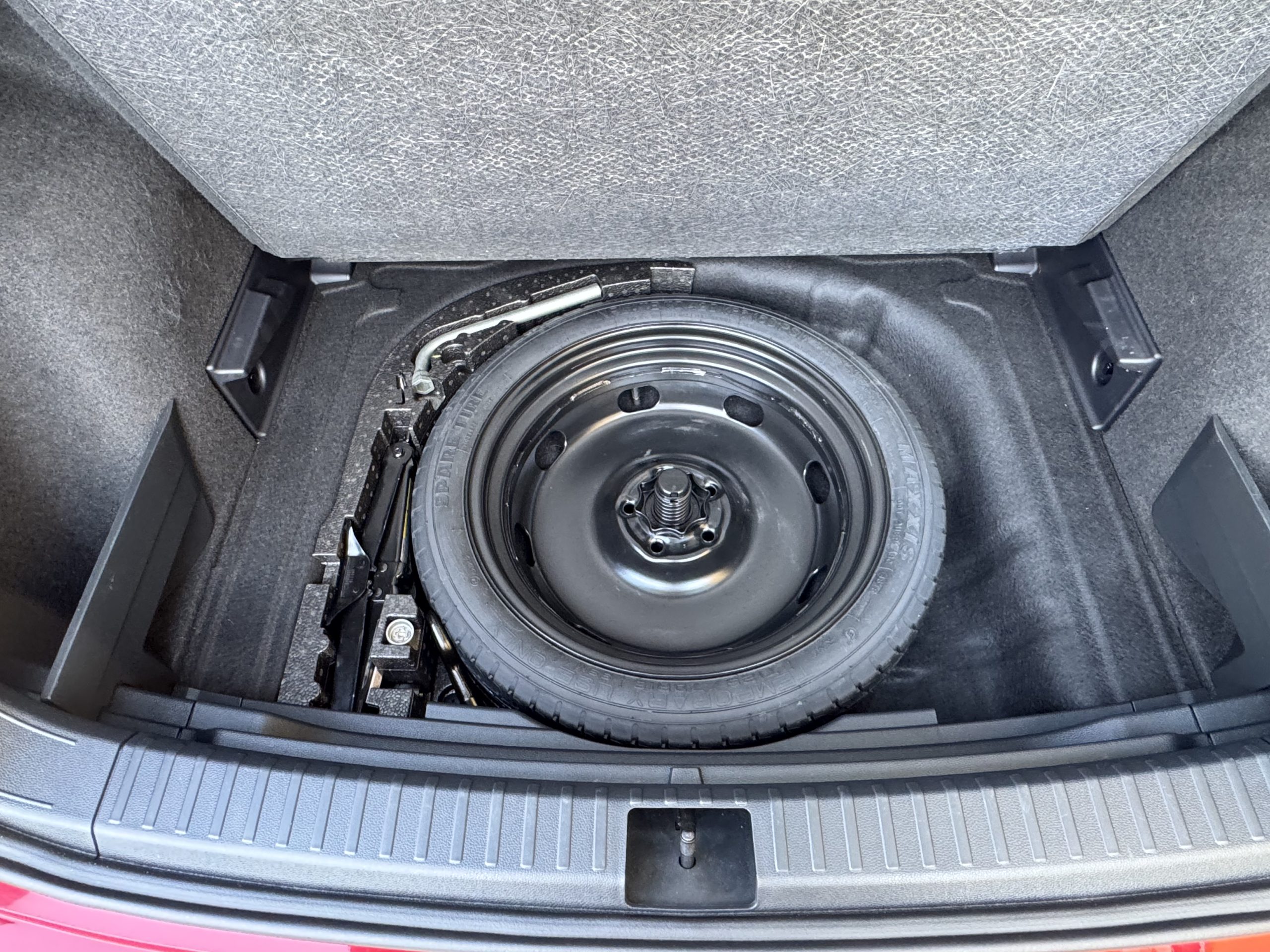 
								Seat Ateca 1,5 TSI 110 KW,ACC,PDC,Park Asistent full									
