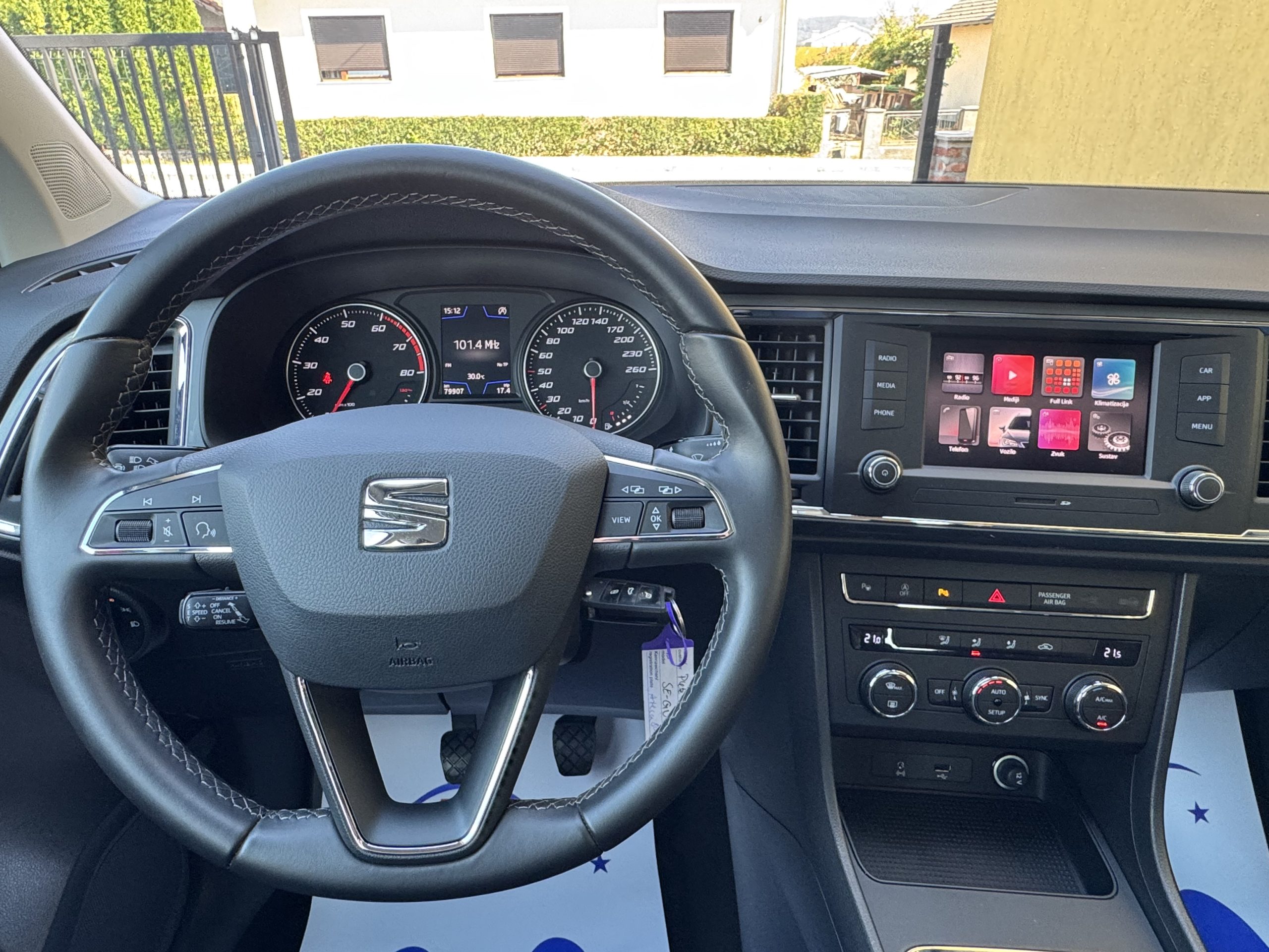 
								Seat Ateca 1,5 TSI 110 KW,ACC,PDC,Park Asistent full									