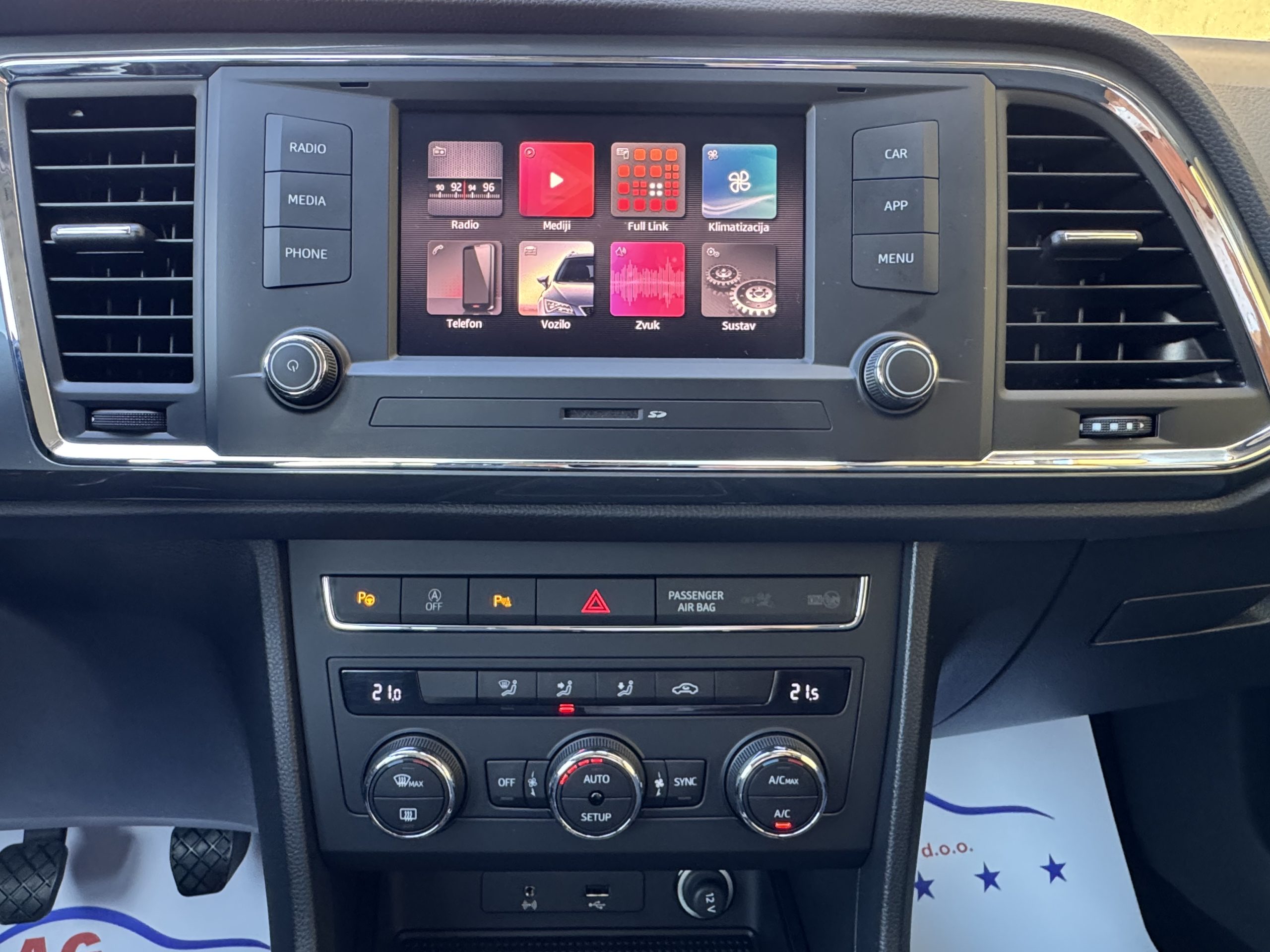 
								Seat Ateca 1,5 TSI 110 KW,ACC,PDC,Park Asistent full									