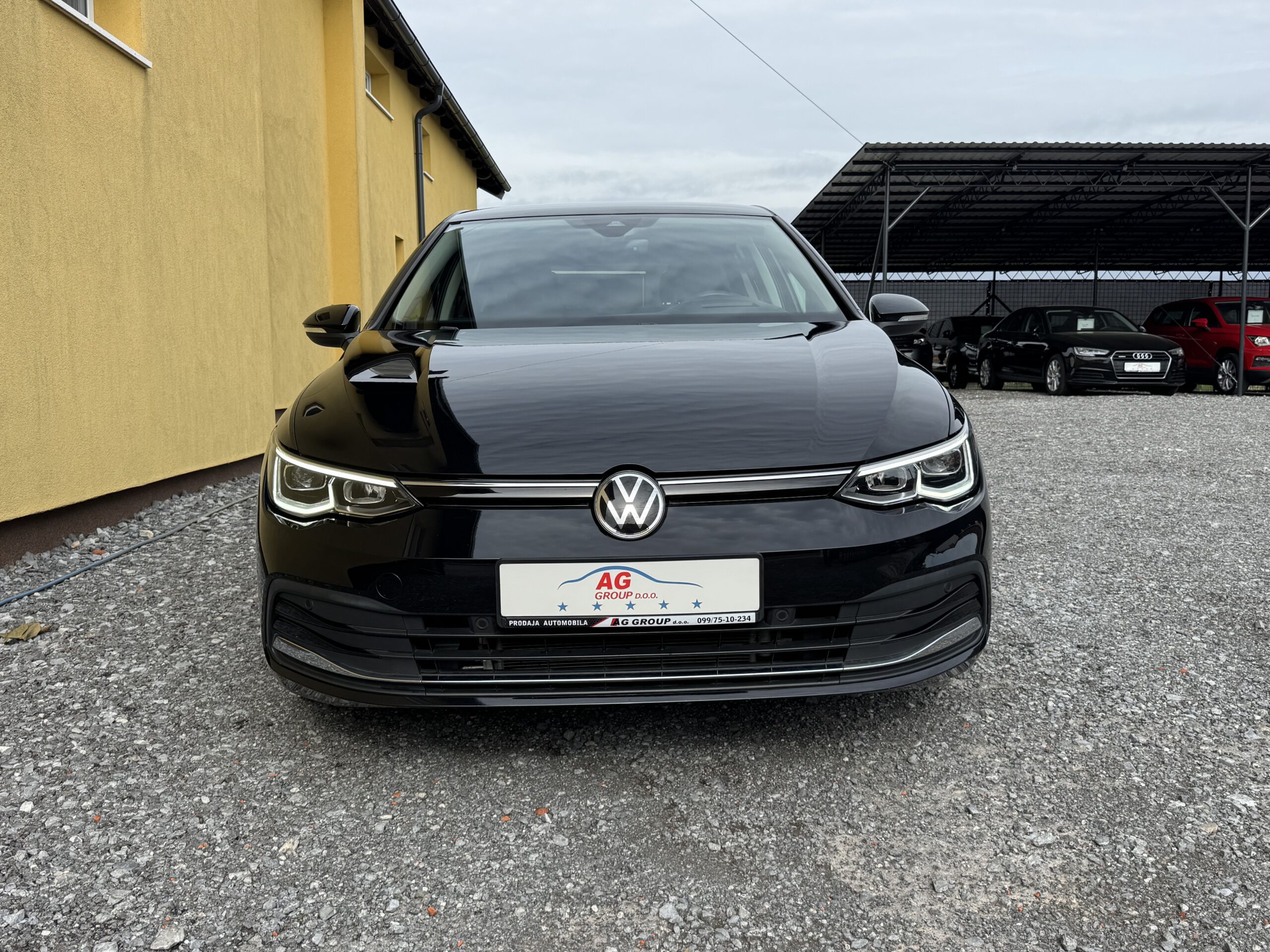 
								VW Golf 8 1,5 TSi Style,Navi,Kamera,ACC,Head up display full									