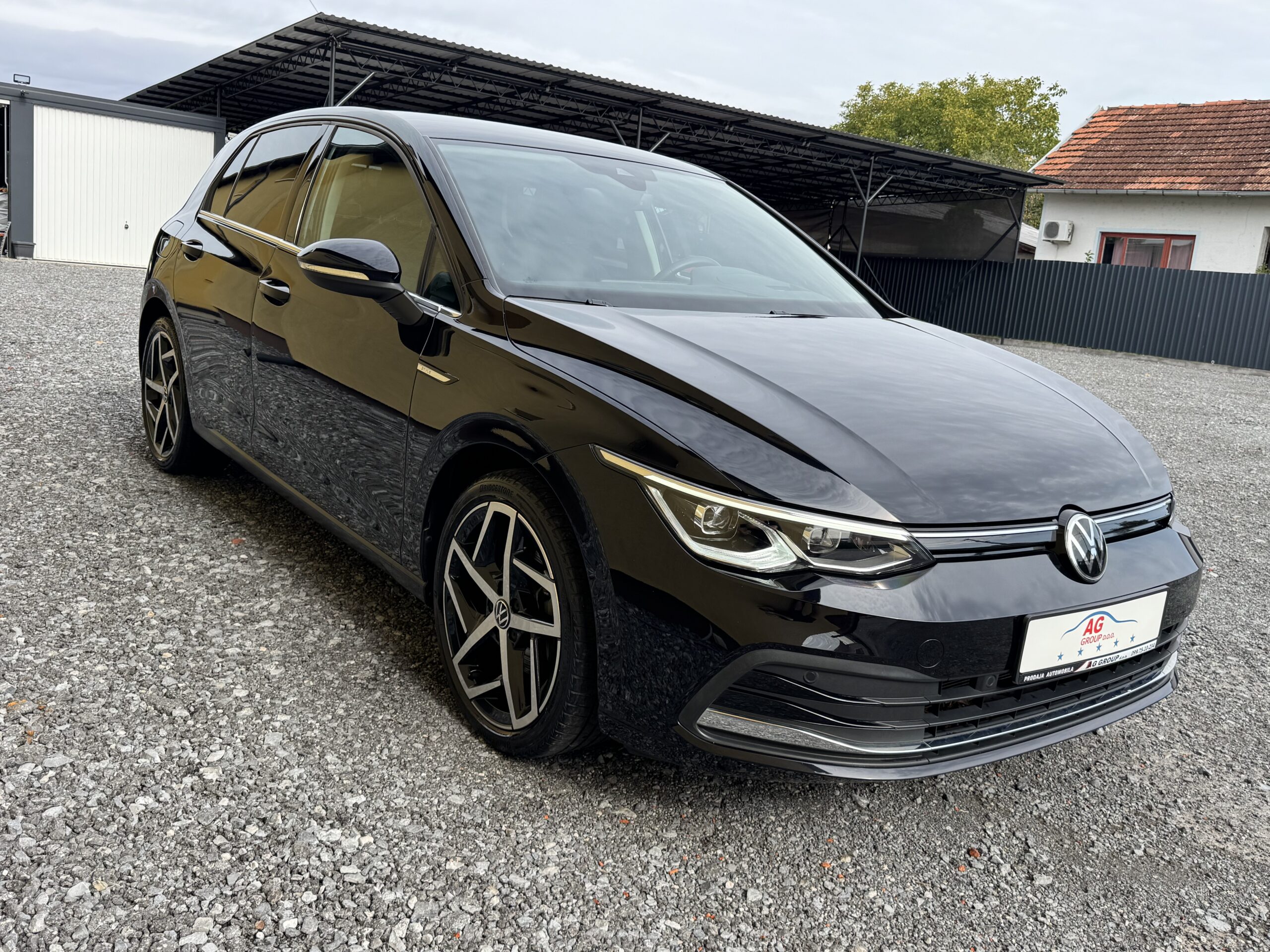 
								VW Golf 8 1,5 TSi Style,Navi,Kamera,ACC,Head up display full									