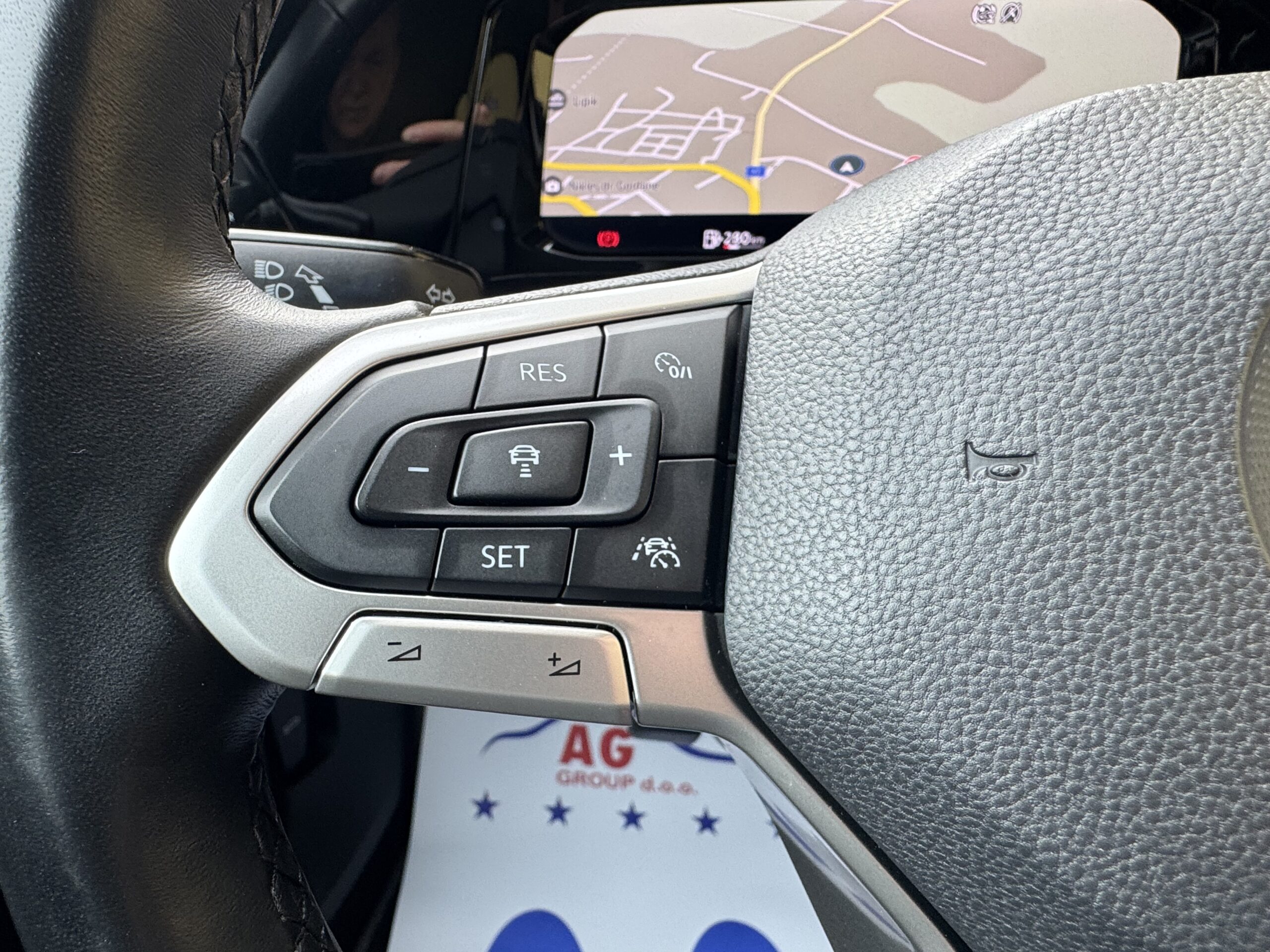 
								VW Golf 8 1,5 TSi Style,Navi,Kamera,ACC,Head up display full									