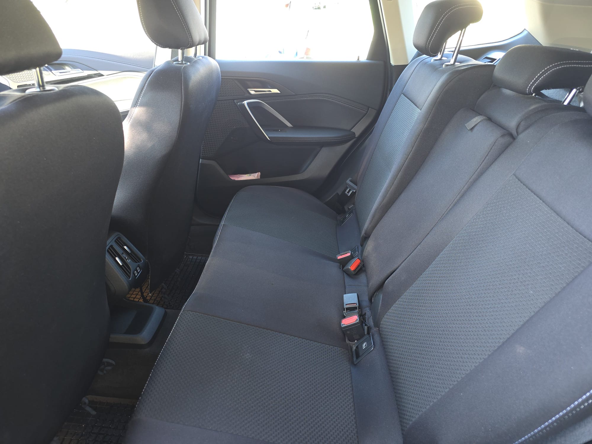 
								BMW X1 sDrive Kupljen Nov U HR full									